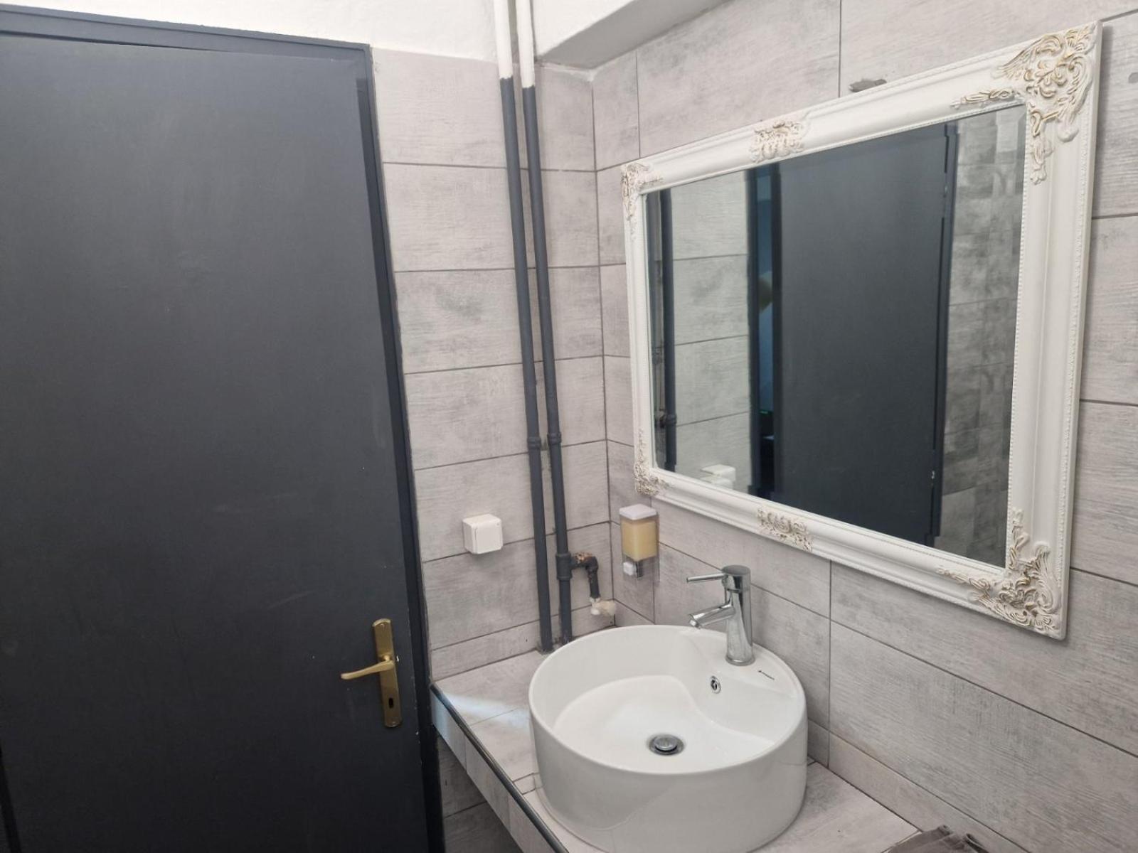 Master1 Seaside Lux Apartment เทสซาโลนิกิ ภายนอก รูปภาพ